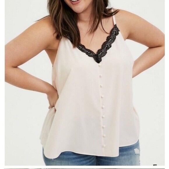 TORRID Peach Blush Chablis Black Lace Trim Cami size 1X Plus Sexy Feminine NEW - Picture 1 of 7